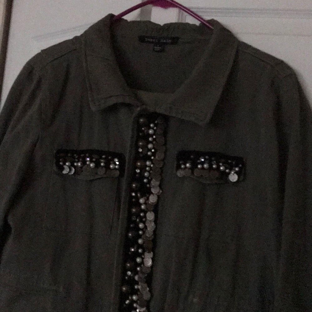 Sharp design jacket for casual or work